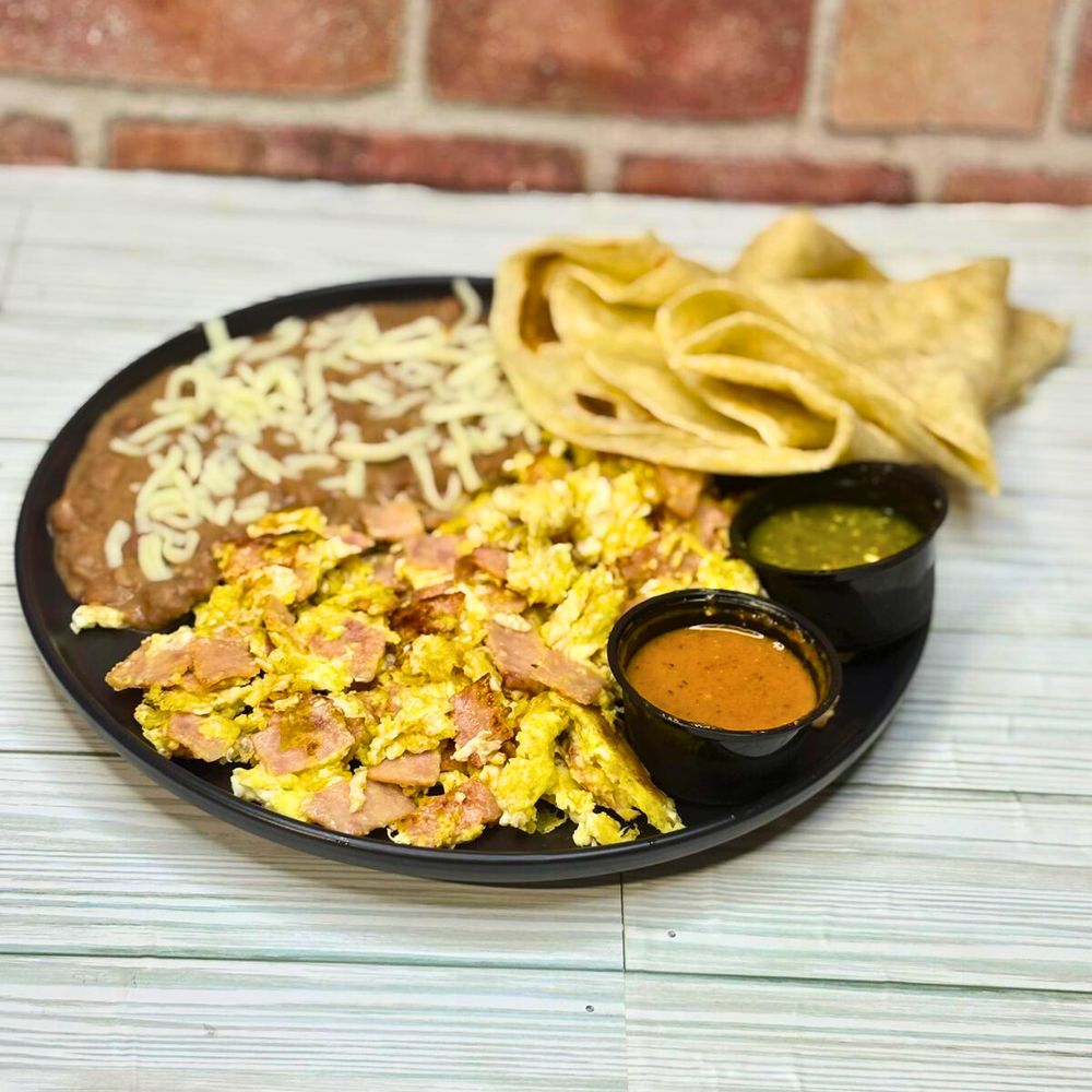 A fresh plate served at Aguirre's Tacos